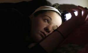 Stop searching on your smartphone at night about sleep